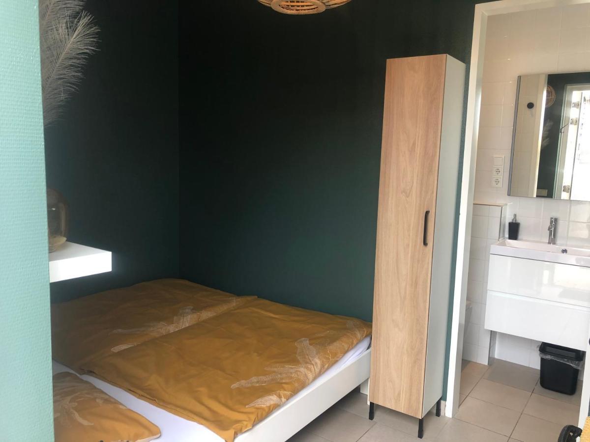 Nieboer Bed & Breakfast Vrouwenpolder Ngoại thất bức ảnh